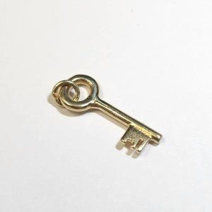 Genuine 14K Yellow Gold 0.74G Key Pendant